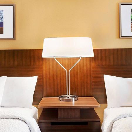 Fairfield Inn Роузвил Екстериор снимка