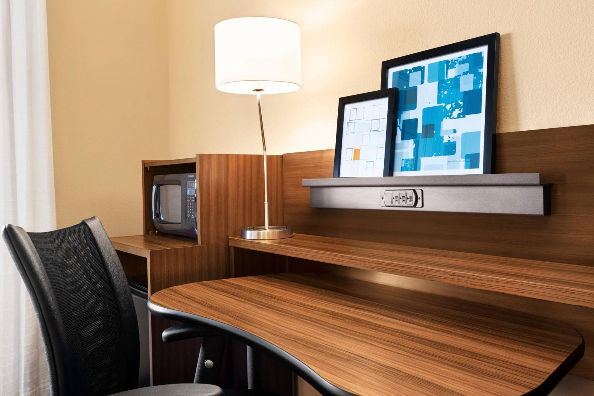 Fairfield Inn Роузвил Екстериор снимка